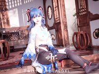 蘿莉嫩妹@超級美穴@白莉愛吃巧克力之甘雨