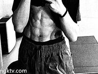 牛逼推特大神 『KINGM』與專屬小母狗分享性愛日記《虐愛》豐臀美穴各種操