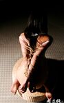 新束縛藝術色影唯美私拍 把極品女神捆綁成粽子 請君品嘗 極品身材 各種捆綁 高清