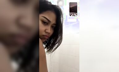 極品推薦 騷氣母狗Devina與男友日常騷聊天視頻自慰與啪啪視頻 (7)