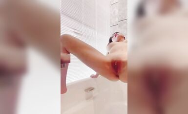 【快手重磅】林美惠子，巨乳嫩模全新大尺度露臉自慰流出 02 (1)