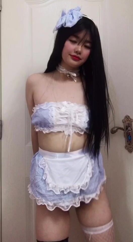 皮皮蝦網紅純欲女神【在下小羊】人前傲女，人後母狗，被金主包養定製私拍各種裸舞紫薇視頻207V (171)