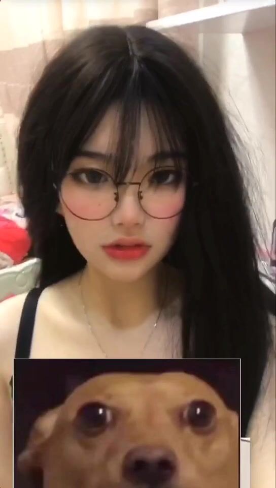 皮皮蝦網紅純欲女神【在下小羊】人前傲女，人後母狗，被金主包養定製私拍各種裸舞紫薇視頻207V (57)