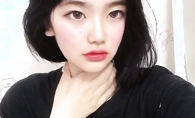 皮皮蝦網紅純欲女神【在下小羊】人前傲女，人後母狗，被金主包養定製私拍各種裸舞紫薇視頻207V (93)