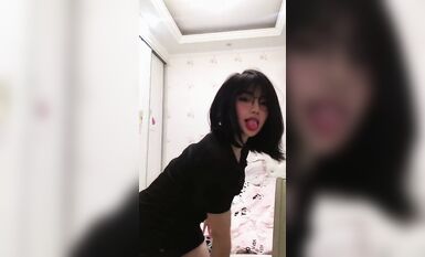 皮皮蝦網紅純欲女神【在下小羊】人前傲女，人後母狗，被金主包養定製私拍各種裸舞紫薇視頻207V (99)