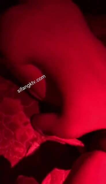 微博海歸大神『性學先生』終極調教啪啪私拍 連操三天粉逼軟妹 蜜桃臀美女 (12)