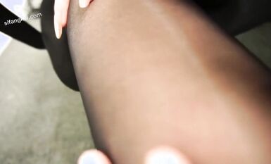 【極品 女神】秀人極品網紅『周於希』頂級劇情新作《辦公室秘密》盡情愛撫私處 絲襪OL套裝 黑絲後入 高清 (5)