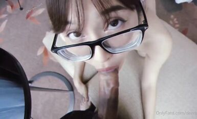 清純妖媚氣質眼鏡娘『DEERLONG』最大尺度升級 爆操騷貨極品饅頭逼 第①季 高清1080P版 (5)