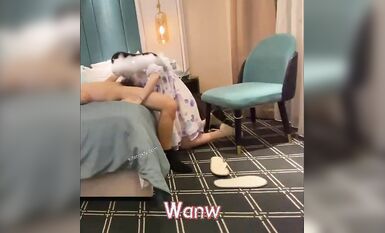 【重磅推薦】超清純露出女神【WANANH】，極品小蘿莉，景區全露+宿舍樓道性愛+超市露出，玲瓏有致 (3)