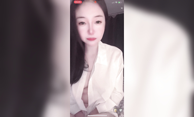 最新《瘋狂抖音》外篇之《抖音擦邊8》各種閃現走光刷邊 走私會議房給男友口愛 這期超精彩1-美女露點 (2)