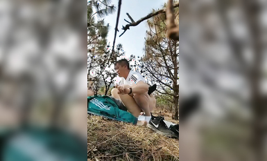 【淫妻性愛 完美露臉】極品御姐『美寶尤』最新激情性愛 野外啪啪忘情口交車震 人妻一臉陶醉的吃嘬舔裹老公的肉棒 (11)