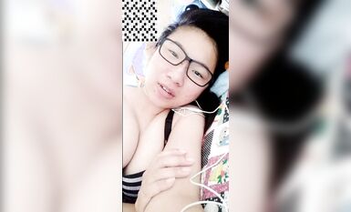 少女殺手PUA大神網撩青澀學生妹 由淺入深最後開房啪啪全程露臉沒啥性經驗動作生疏 (3)