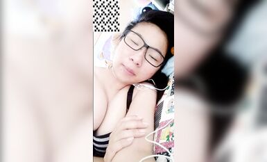 少女殺手PUA大神網撩青澀學生妹 由淺入深最後開房啪啪全程露臉沒啥性經驗動作生疏 (3)