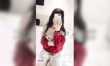 極品嬌嫩小萌妹『LepALu』極品粉嫩萌妹 藍色水手服 強制後入懟操 太嫩了 聖誕節特輯 (5)