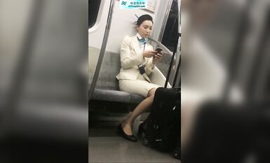 【真實空姐】各大航空美麗空姐 不欲人知的真實反差 (8)