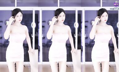 2022最新藏寶圖之舞神一姐『小恩雅』高潮表情加強版 切換VR視角超爆 高清 (3)