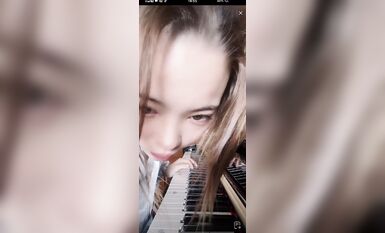 重磅 抖音直播技術性走光 熱舞 露底 美女雲集 (389)