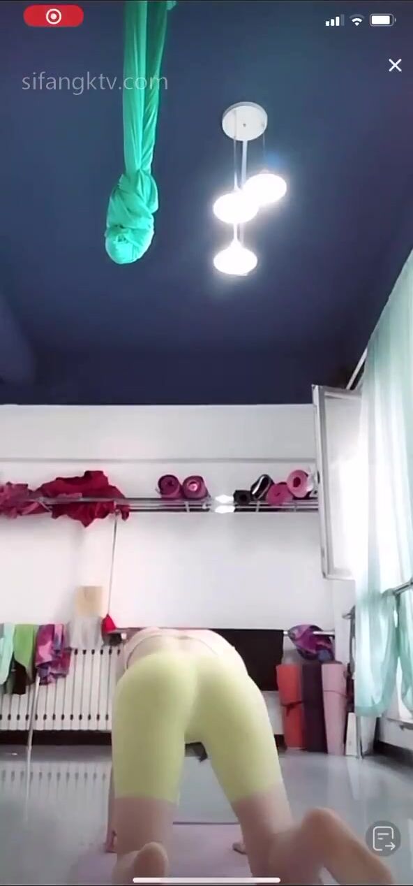 重磅 抖音直播技術性走光 熱舞 露底 美女雲集 (53)