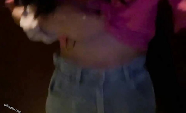 推特可愛蘿莉00後母狗『小耳朵』JK校服狗鏈露出紫薇 粉嫩美穴 噴水小榨汁機 高清 (2)