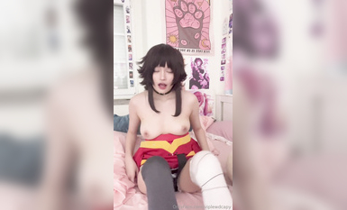 极品大奶美女自慰