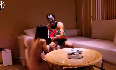 超淫母狗人妻『深綠岸』全新淫亂雙飛-騷妻和綠帽老公調教3P黑絲閨蜜  (3)