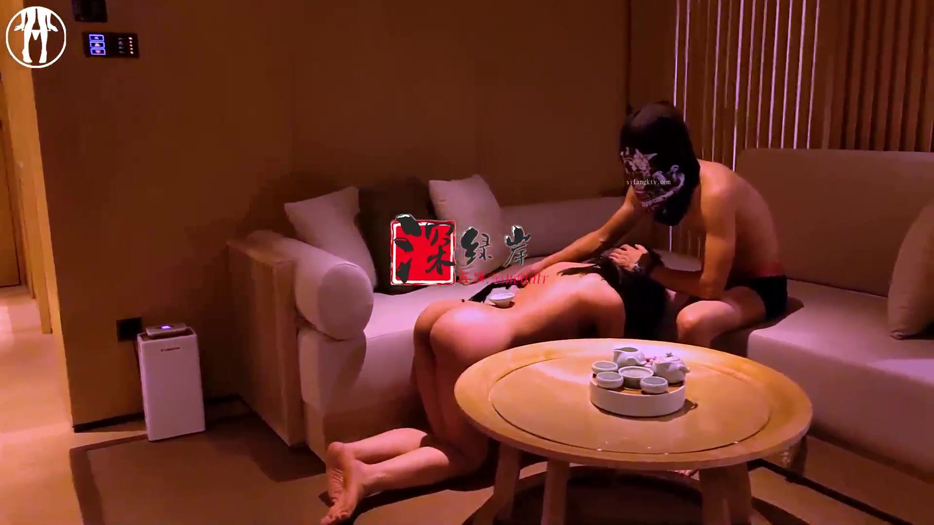 超淫母狗人妻『深綠岸』全新淫亂雙飛-騷妻和綠帽老公調教3P黑絲閨蜜  (3)