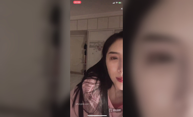 最新《瘋狂抖音》外篇之《抖音擦邊》眾女神直播中各種閃現走光刷邊 露毛露屁 凸點誘惑 (129)