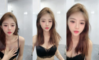 07年極品紋身小太妹「沈思悲劇」付費直播，神仙顏值，極品大長腿，揉奶自慰撩騷，真他媽羨慕她男朋友！② (7)