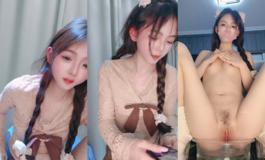 2025年3月最新，抖音網紅女神下海【小饞貓】好美啊，絕對讓你一眼愛上，真是個超級反差的極品尤物，嫩的很全脫 (1)