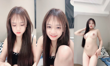 騷狐狸精 極品巨乳嫩妹，天然大胸美少女，童顏酥胸一線天美穴。 (8)