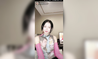 最新《瘋狂抖音》外篇之『三亞美女2』極品三亞外圍美女大秀身材 作死大尺度 摳B揉乳擠奶 (166)